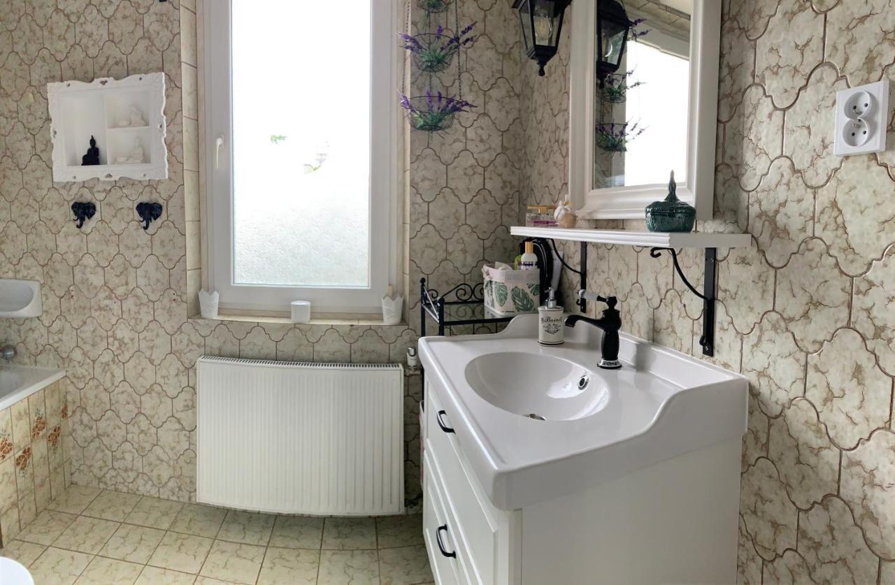 Stella's Mansion Pokoje 5 Minut Od Plazy Rum i privatbostad Gdańsk