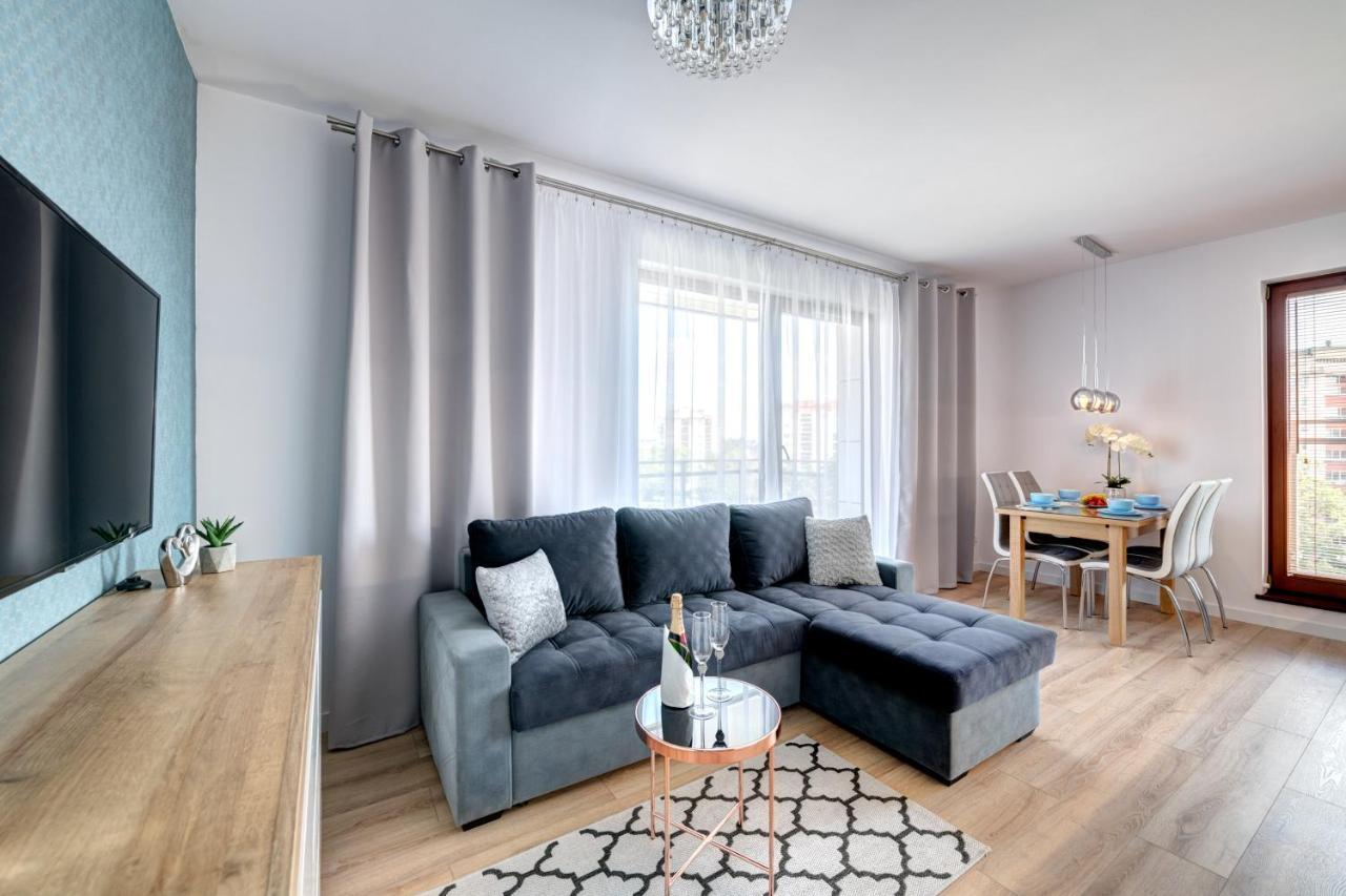 Live & Travel Number 1 Apartment Gdansk