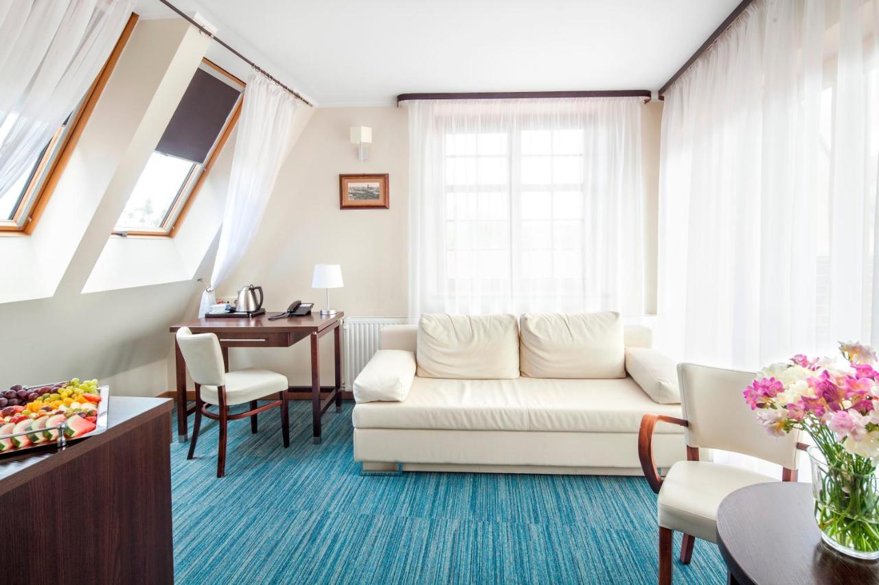 Bonum Old Town Hotel 3*