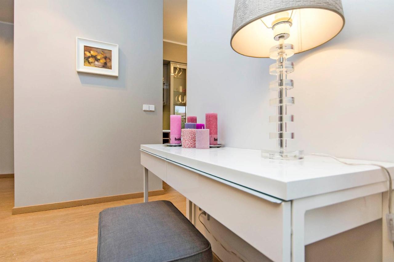 Royal - Neptun Park By Oneapartments Apartament