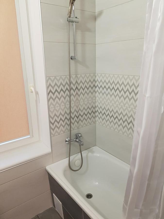 Gdanska Apartment *