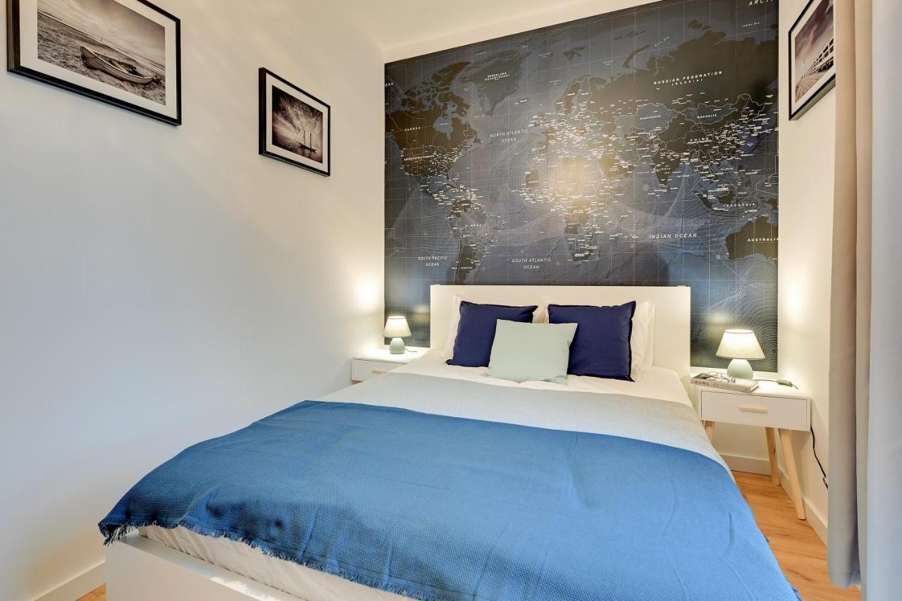 Lighthouse Apartament *