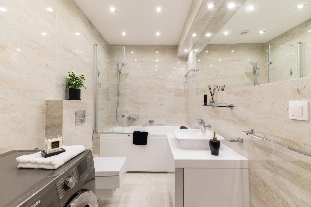 Glamour Rentyear