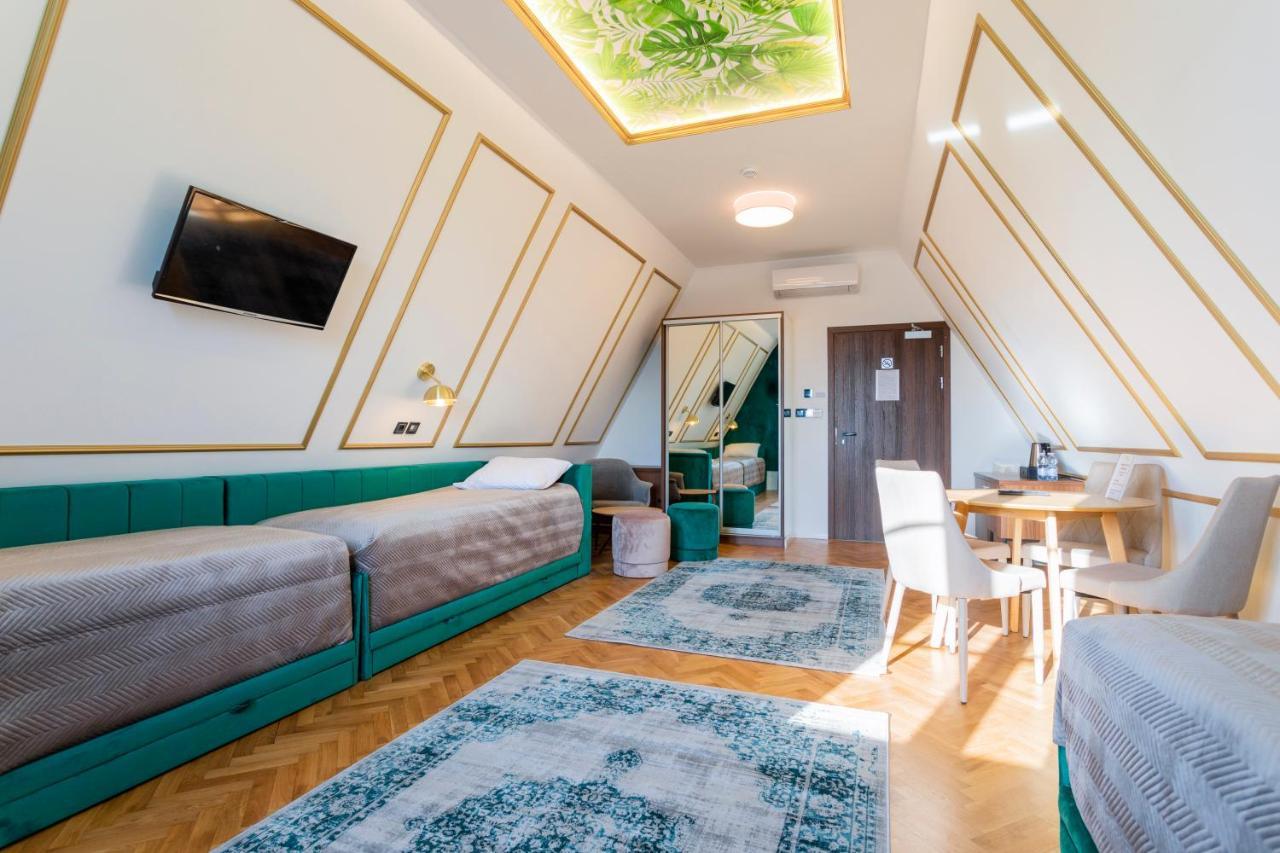 Forrest & Aparthotel *
