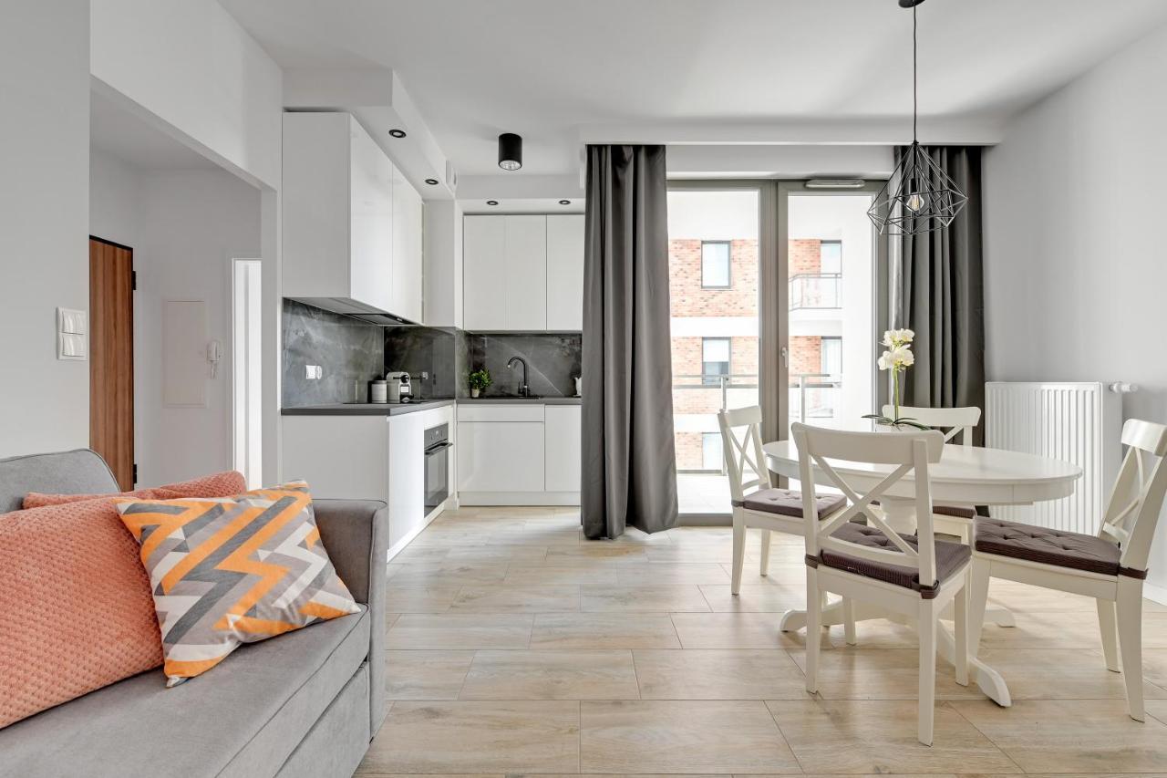 Blue Mandarin Garden Gates Apartment *