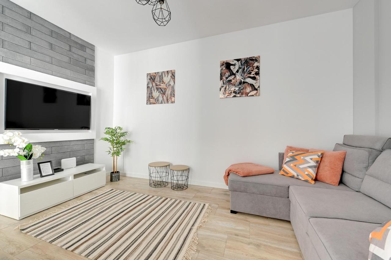 Blue Mandarin Garden Gates Apartment *