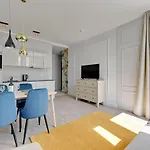 Dom & House - Apartamenty Kameralnie Jelitkowo 200 Metrow Od Plazy