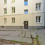 Navy Group - Apartament Podwale Staromiejskie 72