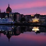 Luxury In Old Town - Free Parking