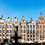 Luxury In Old Town - Free Parking