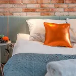 Megi & Greg Apartments