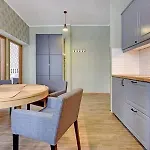 Dluga Street Apartment-City Center