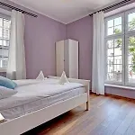 Dluga Street Apartment-City Center