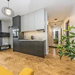 Glow Apartments, Apartamenty Park Reagan