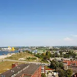 Ms Apartments Sky Tower VIII