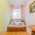 Room Near The Center
