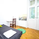 Hipokrates Hostel