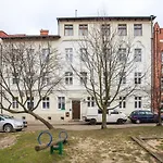 Spacious Sunny Apartment In Oldtown