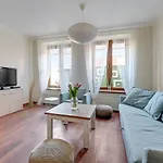 Nautilius Apartments - 50M To The Beach