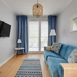 Navio By The Sea By Downtown Apartments
