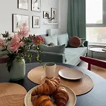 Lemur Apartment
