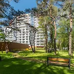 Apartamenty Baltica Towers Modern White&Black