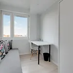 Zaspa Rooms - Near To Sea And Public Transport