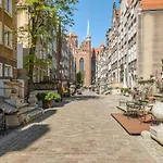 Wave Apartments - Mariacka Old Town