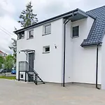White Rooms Rentyear Apartments