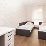 Two-Bedroom Apartment Old Town Gdansk Walowa By Noclegi Renters