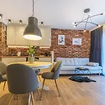 House Managers - Nadmotławie