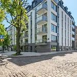 Grano Flats Gdansk - Riverfront Apartment