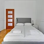 Goma Rent - Szeroka Old Town