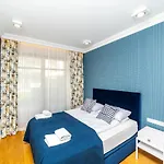 Niebieski - Neptun Park By Oneapartments