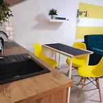 Lemon House