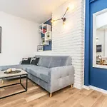 BH Properties, Apartament Długa 69