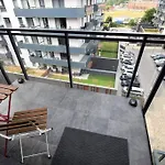 Apartament Blue Bastion Walowa 23C Z Klimatyzacja I Miejscem Parkingowym W Podziemnym Parkingu