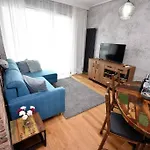 Apartament Blue Bastion Walowa 23C Z Klimatyzacja I Miejscem Parkingowym W Podziemnym Parkingu