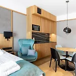 Chmielna Old Town Apartament Deo Plaza