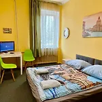 Bon Voyage Apartments