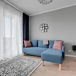 Golden Apartments Dluga Grobla 10 M23