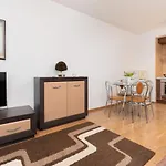 Karawela Gdansk Apartments By Noclegi Renters
