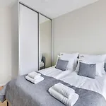 City Center Nowa Grobla Apartments & Parking By Downtown Apartments