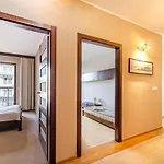 Cozy And Bright- Golden Apartments- Old Town&Sz7-46