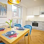 Elegant Apartment Oldtown Marina