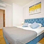 Elegant Apartment Oldtown Marina