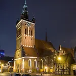 Old Town & Main Station Apartment With A Great View