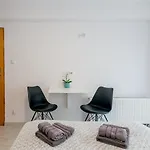 Studio I Pokoje I Pokoje Z Lazienkami