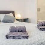 Studio I Pokoje I Pokoje Z Lazienkami