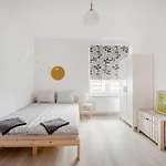 Golden Apartments&K21-7